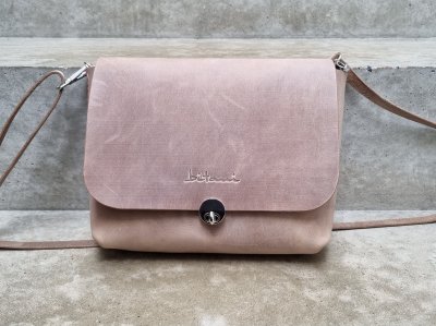 galerie/001 Taschen/008 Tina/resized/T0280 (2023-03-30) 1_small.jpg